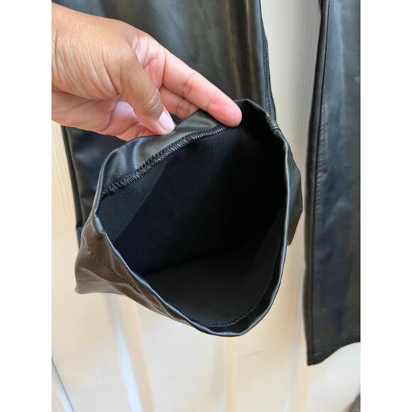 Abercrombie Fitch Curve Love Vegan Leather 90s Straight Ultra High Rise Pant 32 - Picture 8 of 15